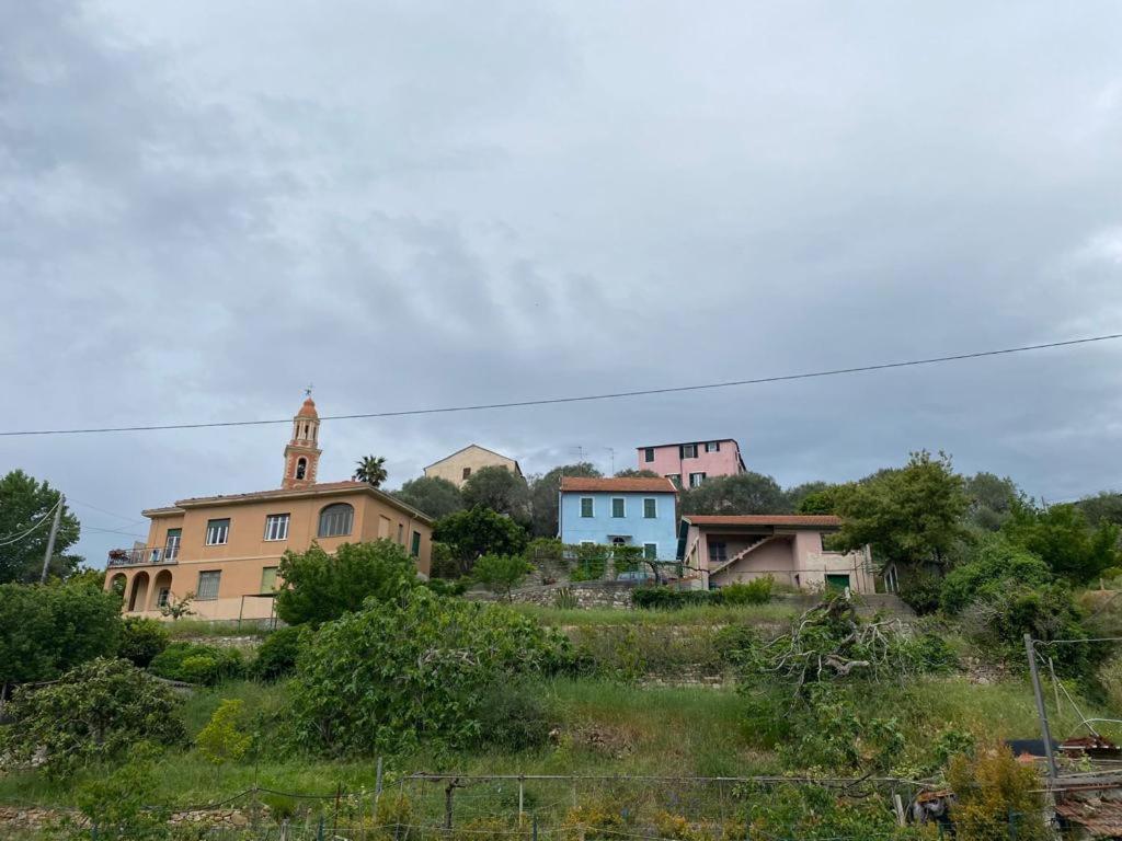 Casa Elvira Villa Imperia Exterior foto