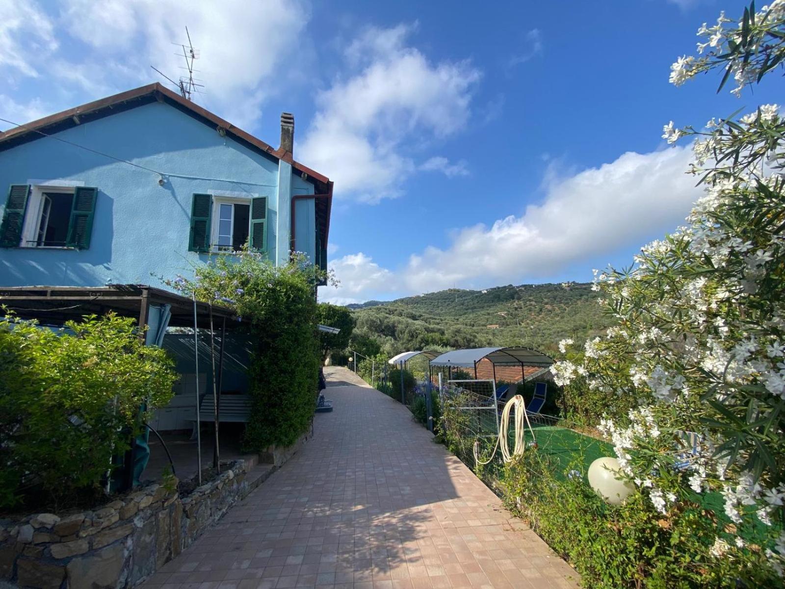 Casa Elvira Villa Imperia Exterior foto